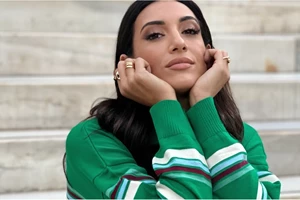 Το mocha mousse σύνολο της Ευγενίας Σαμαρά είναι από τη Zara και είναι η πιο stylish πρόταση για την άνοιξη