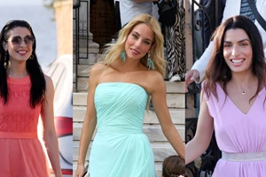 Καλεσμένη σε γάμο | Η Βάσια Κωσταρά φόρεσε το πιο ενδιαφέρον print που μπορείς να φορέσεις