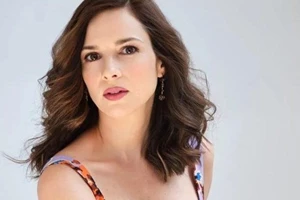 Ξανθιά η Ευγενία Δημητροπούλου | Το νέο ανατρεπτικό hair look της