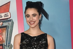 6 πολύ οικονομικά πουδρένια bronzers που λατρεύουν οι makeup experts - εικόνα 2