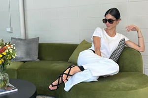 Η Σοφία Καρβέλα αντέγραψε το αγαπημένο look της πριγκίπισσας Diana που είναι ακόμα επίκαιρο