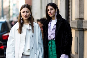 Πώς θα δημιουργήσεις τα πιο κομψά casual σύνολα για το τριήμερο της Καθαράς Δευτέρας