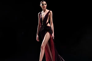 Η Ιωάννα Κουρμπέλα μιλά στο Missbloom για το Fashion Event-Dance Performance που θα παρουσιάσει στην Athens Fashion Week - εικόνα 7