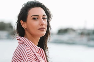 Πώς φορούν οι Ελληνίδες celebrities την τάση των παστέλ αυτό το καλοκαίρι