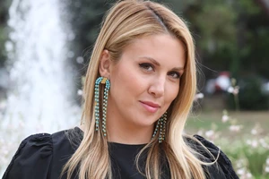 Φωτεινή Πετρογιάννη – Μιχάλης Ρουμπής | Οι τρυφερές φωτογραφίες από τη βάπτιση του γιου τους στην Τήνο