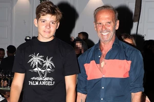 Πέτρος Κωστόπουλος | Για φαγητό σε διάσημο "μαγειρείο" στο Κολωνάκι