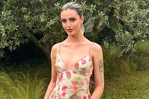 Νεφέλη Λιβιεράτου | Για lunch με τον πατέρα της και τη σύντροφό του