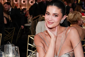 Anita Brand | Βρήκε την απόχρωση στο μολύβι ματιών που κάνει τα ανοιχτόχρωμα μάτια πιο λαμπερά - εικόνα 3