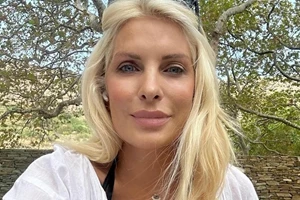 Τζένη Μπότση | Το χειρόγραφο μήνυμα της κόρης της που την άφησε χωρίς λόγια