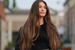 Cool Rinse | Το μυστικό που θα κάνει τα μαλλιά σου πιο λαμπερά από ποτέ