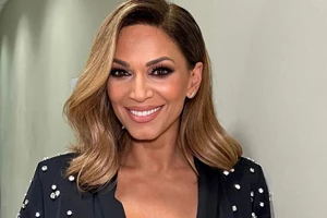 Έλλη Κοκκίνου | Πιο fit από ποτέ με το κίτρινο μπικίνι της – Οι φωτογραφίες των διακοπών της στη Σέριφο