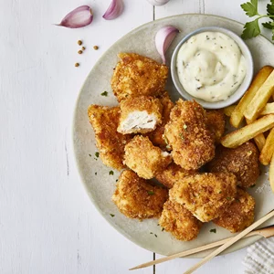 Σαν τηγανιτές | Οι πιο crispy και healthy κοτομπουκιές στον φούρνο, που έχεις δοκιμάσει