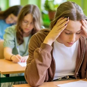 Εθνικό Απολυτήριο | Εφαρμογή από το 2027- Δεν καταργούνται οι Πανελλαδικές