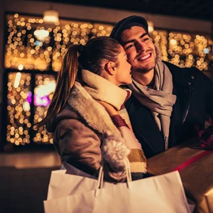 Αισθηματικές προβλέψεις για την Παραμονή Χριστουγέννων | Τρία ζώδια θα ζήσουν τον απόλυτο ρομαντισμό