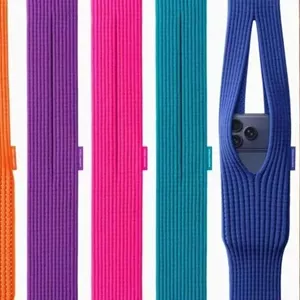 H Apple παρουσίασε μια κομμένη κάλτσα ως θήκη για iPhone-δε φαντάζεστε πόσο τη χρεώνει