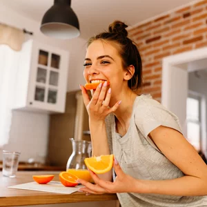 Μπορεί η βιταμίνη C να προλάβει το κρυολόγημα;