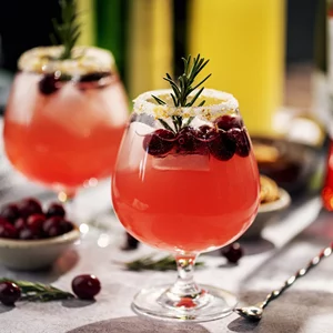 Άγιος Βαλεντίνος | Το απόλυτο cocktail του έρωτα που πρέπει να ετοιμάσεις στο άλλο σου μισό