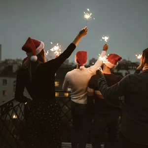 Τα 4 ζώδια που θα κάνουν Χριστούγεννα με γεμάτο πορτοφόλι