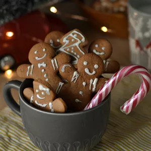 Εορτολόγιο: Ποιοι γιορτάζουν σήμερα 15 Δεκεμβρίου