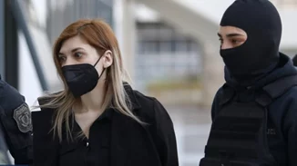 Η Ρούλα Πισπιρίγκου απολογείται για τους θανάτους Μαλένας και Ιριδας - Το μεσημέρι η δίκη για τη Τζωρτζίνα