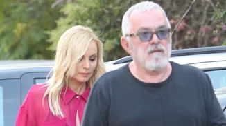 Πέγκυ Ζήνα - Γιώργος Λύρας | Το σπάνιο καλοκαιρινό στιγμιότυπο της 13χρονης Ηλέκτρας