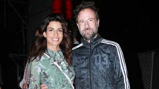 Η Τόνια Σωτηροπούλου με αέρα Kate Middleton | Συνδύασε το φόρεμα της με τα ιδανικά παπούτσια για το φθινόπωρο