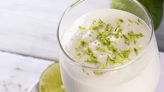 Δροσιστικό επιδόρπιο για την Τσικνοπέμπτη | Lemon posset με 3 υλικά