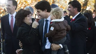 Μargaret Trudeau | Η χίπισσα που εγκατέλειψε τα παιδιά της για μια ζωή γεμάτη ναρκωτικά και σεξ