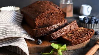 Το πιο λαχταριστό και healthy κέικ σοκολάτας | Xωρίς ζάχαρη και λευκό αλεύρι