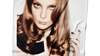 Η Zara γιορτάζει τα 50 της χρόνια | Μια συλλογή-ορόσημο με 50 θρύλους του στυλ και της τέχνης