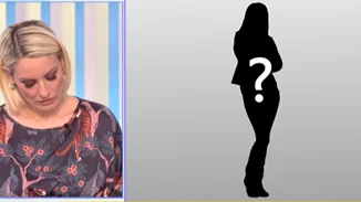 Απαράδεκτο περιστατικό σε τηλεοπτικό γύρισμα | Γνωστή Ελληνίδα ηθοποιός χτύπησε την κομμώτριά της (βίντεο)