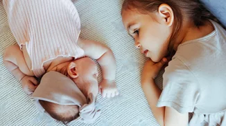 Το πιο τρυφερό δώρο μετά τη γέννα | 5 ιδέες δώρων για το μεγάλο αδελφάκι