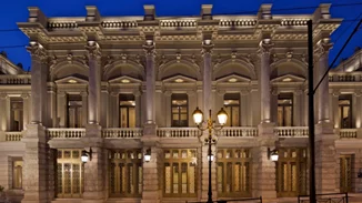 Εθνικό Θέατρο: Tο πρόγραμμα της σεζόν 2023-2024 είναι "για όλες, όλους, όλα"