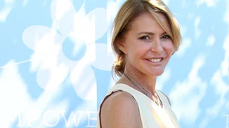 Μικρός εξερευνητής ο Παναγιώτης - Αντώνιος | Η Τζένη Μπαλατσινού τον απαθανατίζει να σκαρφαλώνει στα δέντρα