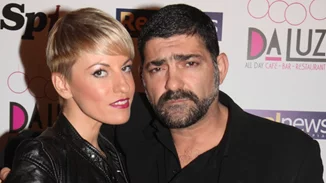 Μιχάλης Ιατρόπουλος | Εμφανίστηκε στην εκπομπή της Σίσσυς Χρηστίδου με μπλε μαλλιά