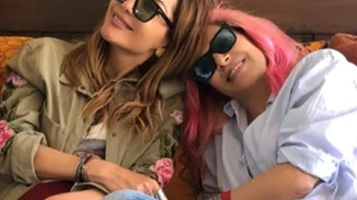 Δέσποινα Βανδή & Άννα Βίσση ποζάρουν για πρώτη φορά μαζί