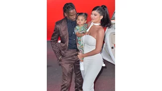 Kylie Jenner | Γέννησε το δεύτερο παιδί της - Ποιο είναι το φύλο του μωρού;