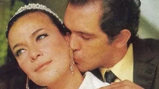 Τζένη Καρέζη | Η φωτογράφισή της στο σπίτι της στο Χίλτον τον χειμώνα του 76'