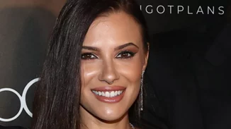 Λάουρα Νάργες | Μπήκε στο J2US - H πρώτη της εμφάνιση στο show