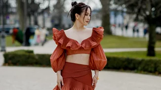 5 ζευγάρια παπούτσια που μπορείς να φορέσεις με μίντι φούστες αυτή την εποχή