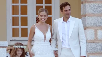 Δανάη Μιχαλάκη | Μας δείχνει τις βέρες του γάμου της με τον Γιώργο Παπαγεωργίου