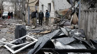 Χιλιάδες πολυκατοικίες χωρίς θέρμανση στο Κίεβο έπειτα από νέα ρωσική επίθεση