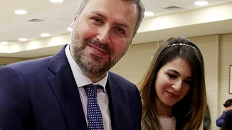 Γιάννης Καλλιάνος - Χάρις Δαμιανού | Δεύτερο παιδί για το ζευγάρι; (vid)