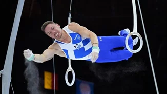 Μπήκαμε στο δωμάτιο του Λευτέρη Πετρούνια στο Ολυμπιακό Χωριό - η φανταστική θέα στον Σηκουάνα