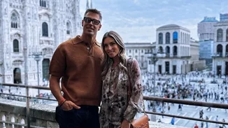 Αθηνά Οικονομάκου - Bruno Cerella | Σε υπάιθριο spa με θέα τα βουνά της Ιταλίας