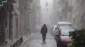 Ερχεται νέα κακοκαιρία λίγο πριν το Πάσχα - Βροχές και καταιγίδες μέχρι τη Μεγάλη Δευτέρα
