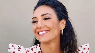 Όταν η Ευγενία Σαμαρά μεταμορφώθηκε σε Άννα Βίσση των 80'ς | Δείτε την με afro look