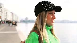 Ξεσπά η Ιωάννα μετά την επίθεση με βιτριόλι στη Μονή Πετράκη | "Κάντε κάτι επιτέλους, αιμορραγούν οι ζωές μας…"