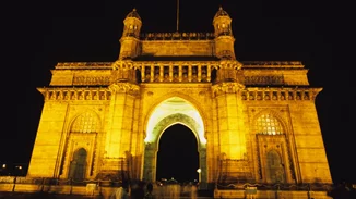 Στην "Πύλη της Ινδίας" η επίδειξη της συλλογής Pre-Fall 2023 του Dior