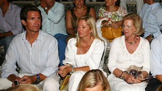 Ο Παύλος Ντε Γκρες και η Marie Chantal σε παράσταση στην Επίδαυρο - Σπάνιο throwback